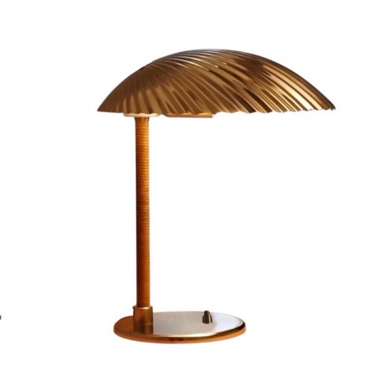 Modi Lighting Eskitme İstiridye Metal Masa Lambası Mod-Ap-4677-1es